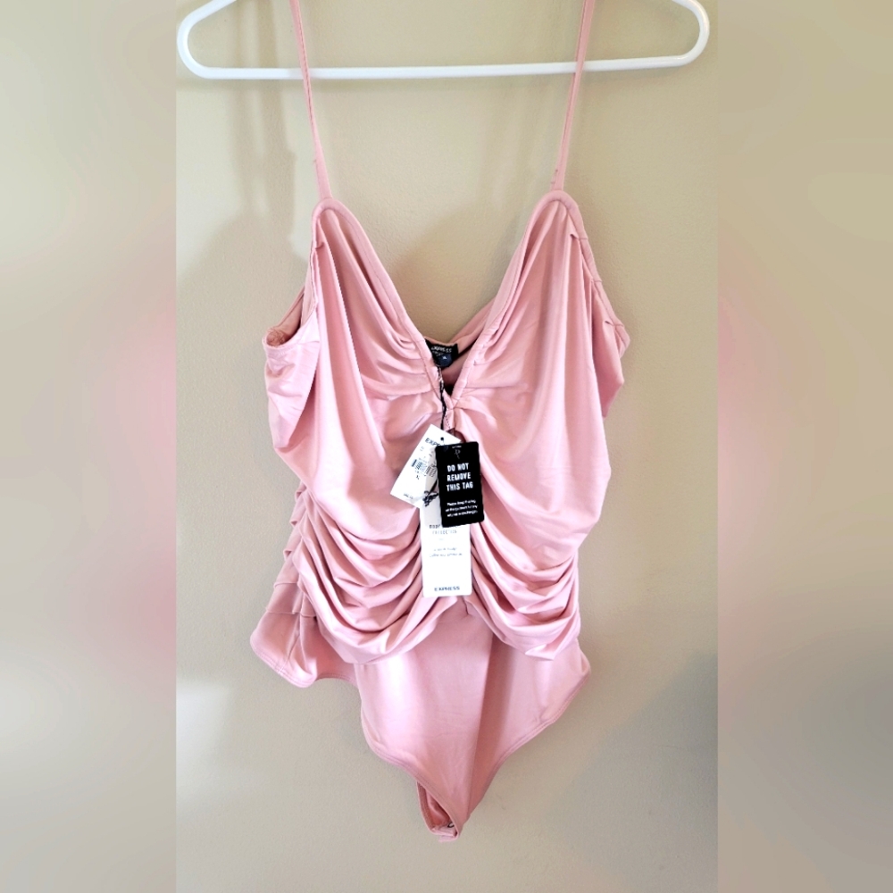 Express body suit
